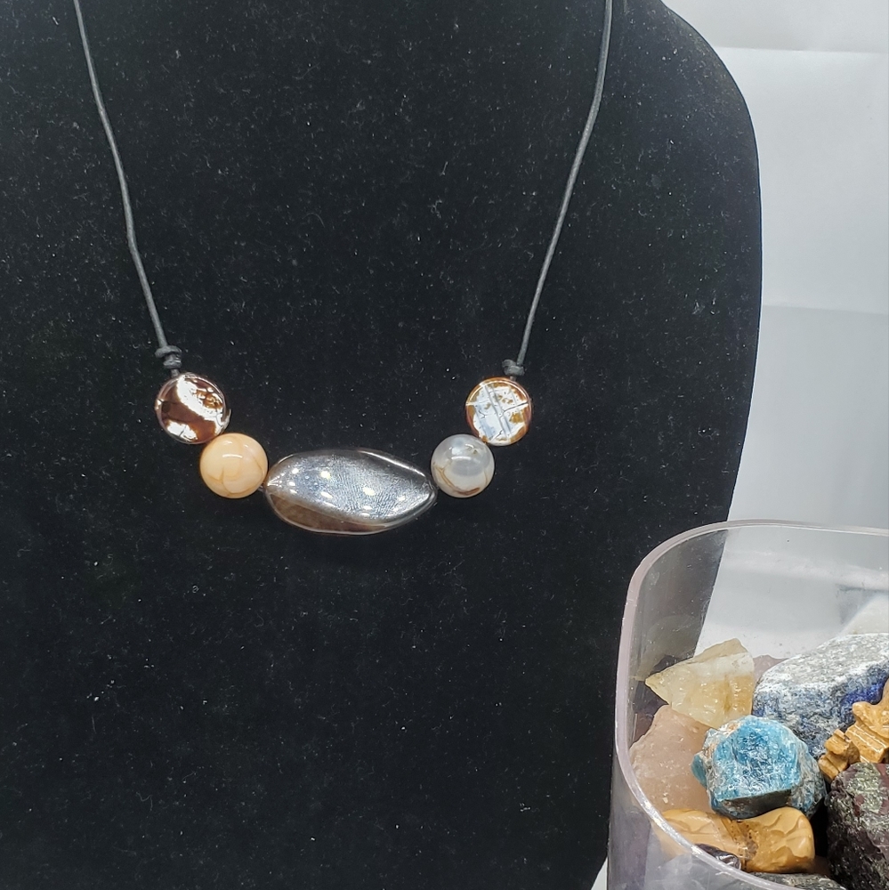 Handmade multi agate stone knot leather necklace